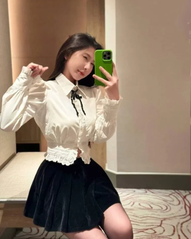 Kelie Singapore Escort profile overview showing Sentosa location