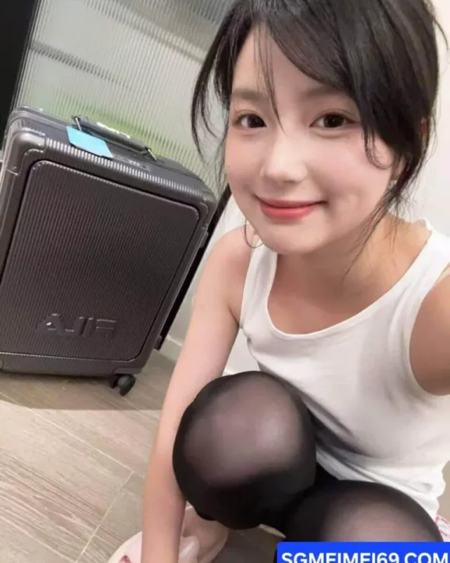 Professional portrait of QiaoYaNa Singapore Escort ID 2077