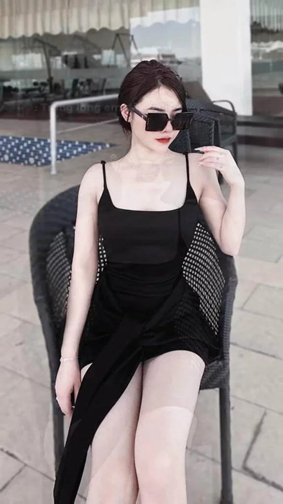 Yudy Singapore Escort profile photo showing natural portrait Yudy Singapore Escort profile photo showing natural portrait