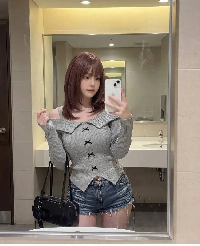 Yui Singapore companion profile photo